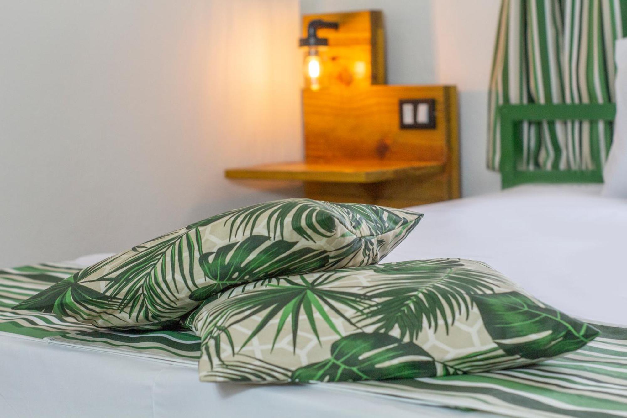 Haven Ilha Anchieta Hotel *